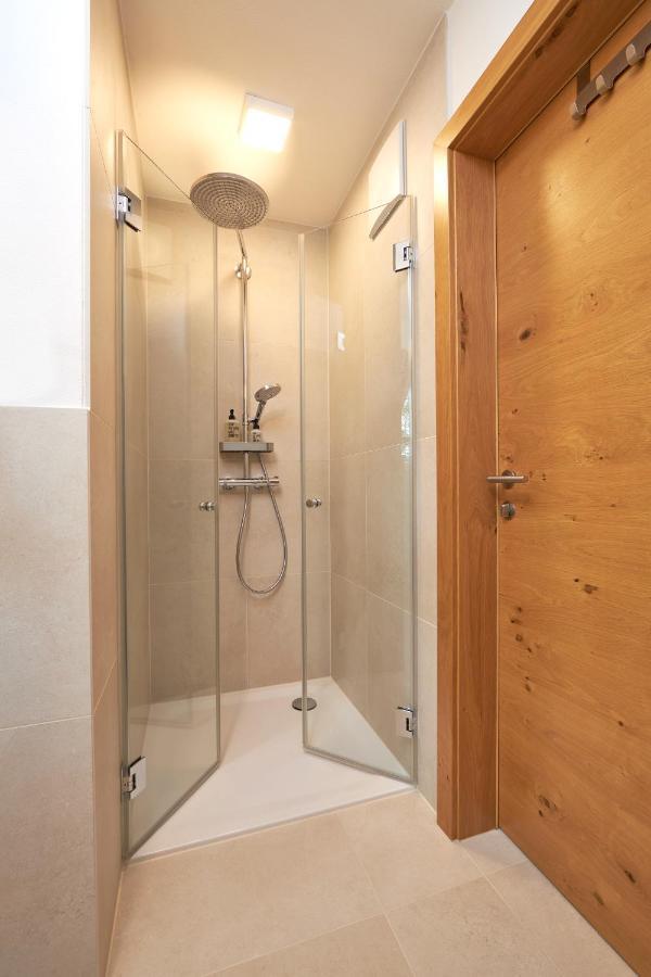 Seechalet Traunsee Ort im Innkreis エクステリア 写真